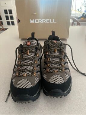 Merrell Men's Gray and Black Athletic Hiking Shoes